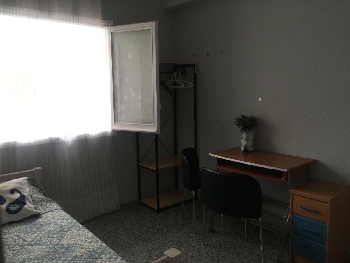 Habitacion Renfe Αλικάντε Εξωτερικό φωτογραφία